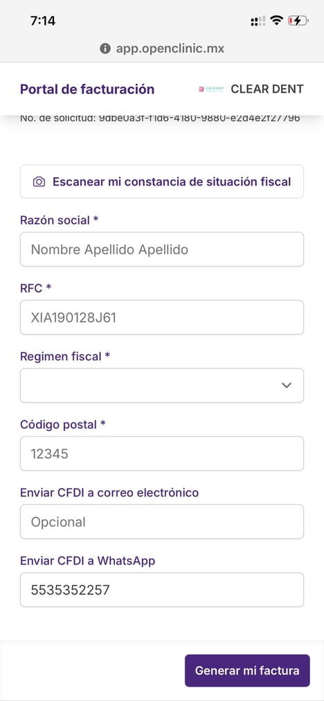 Formulario donde el paciente escanea su constancia o escribe sus datos fiscales